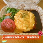 Hawaiian Cafe Mahou No Pankeki - 濃厚デミソースが食欲そそりますよ！！