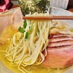 ジャパニーズ ラーメン 五感 - 