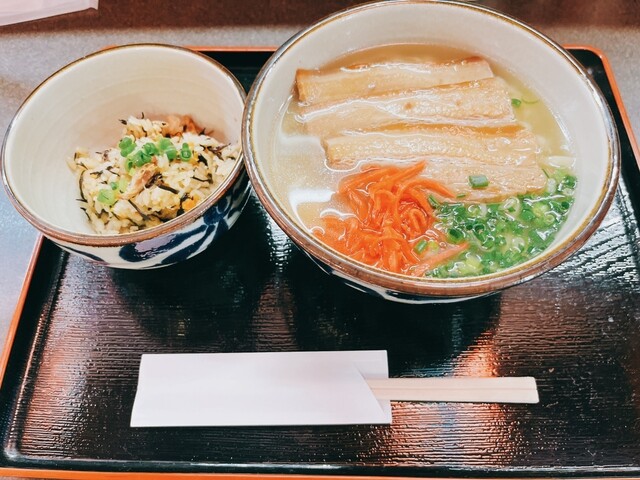 4747（ヨナヨナ） - 陸前原ノ町（沖縄料理）の写真