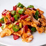 Stir-fried pork with mixed pepper