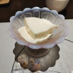 中国四川酒家 蔓山 - 杏仁豆腐 ♪