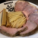 Tonkotsu Chuukasoba Gantare - 