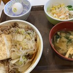 Sukiya - すき焼き牛丼大盛りランチセット温玉付き