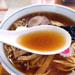 Sani - スープは和テイストのあっさり醤油味。