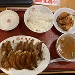 Oosaka Oushou - 餃子定食