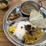 BLOCK HOUSE 水曜カレー - 