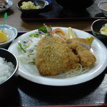 たばら食堂 - フライ定食　７００円