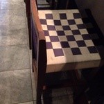 中屋 - 201310　中屋　椅子は・・・こんな感じ