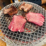 炭火焼肉ホルモンさわいし - タン