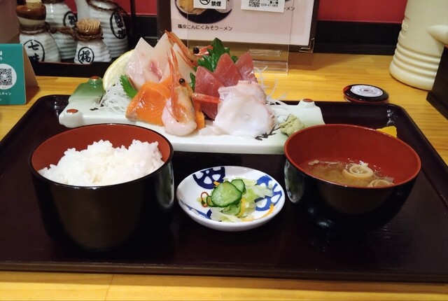 重い槍 - 不動の沢（食堂）の写真