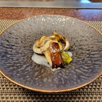 엑시부 가루이자와 텟판야키 - 蝦夷鮑生姜のクリームソース