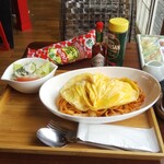 Eveの林檎 - オムナポリタン(ドリンク付き、たしか1350円)