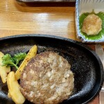 鳥半・魚半 - ハンバーグ　おろしポン酢つき