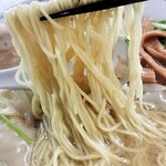 らーめん くぼ田 - 麺リフト