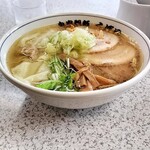 らーめん くぼ田 - サイドビュー