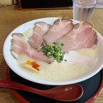 アワトロ龍宮 - アワトロラーメン