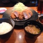 平田牧場遊 - 金華豚ももひれかつ膳(1500円)