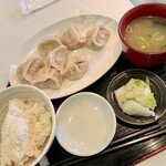 本格水餃子専門 瓦奉店 - 