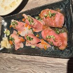 牛たん 馬刺し 和牛 個室肉酒場 ぶれゑめん - 