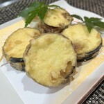 Shikigyosai Urabe - 茄子の海老挟み揚げ