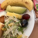 コーヒーハウス101 - フルーツとサラダ