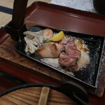 Akita Nagaya Sakaba - 比内地鶏くわ焼き