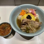 スパイスカレー＆コーヒー ニコカフェ - 肉骨茶(バクテー)、プルドポークカレー(無水豚) ミニ 