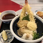本格手打うどん おか泉 - 