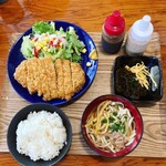 Okinawa Soba Hinode - トンカツ定食