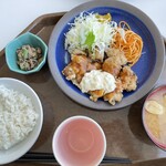 ししとう - 手前のカップはコーヒー用