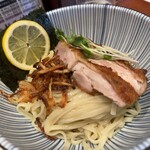 麺屋 侍 - 鶏白湯つけ麺　麺は平打ち
      鶏肉うまっ!