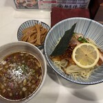 麺屋 侍 - 木曜日は鶏白湯つけ麺