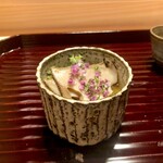 多仁本 - 黒鮑がのってます。