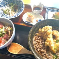 ダイナミックキッチン＆バー 響 カレッタ汐留店  - 