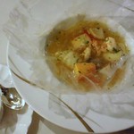 トップ オブ ヨコハマ 鉄板焼＆ダイニング - 海の幸のセロファーヌパピヨット　ルイユとともに