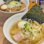 麺処 しかて - 白らーめん+味玉