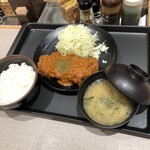 Matsuno ya - スパイシートマトチキンかつ定食（790円）