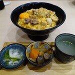 Yakitori Okiraku - 京紅地鶏 親子丼 極