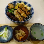 Yakitori Okiraku - 名物 焼鳥丼