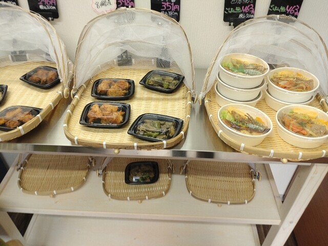 惣菜と弁当 むかいやま - 愛宕橋（惣菜・デリ）の写真