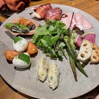 MAKIBI - 