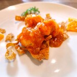 愛群 - コース：乾焼蝦仁（エビチリ）