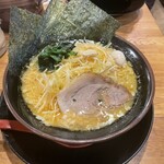横浜家系ラーメン 一新家 - 