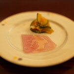 カアラ - 前菜のクオリティも素晴らしい