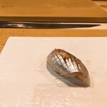 鮨 波づき - あじ（生姜ねぎ）