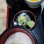 東家 - トロロ 薬味 全卵