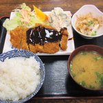 点 - チキンカツ定食450円