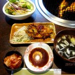 定食セット(チヂミ・サラダ・スープ・キムチ)！(2013,10/20)