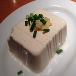 １３５酒場 - 豆腐へ100円