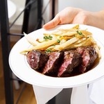 ビストロ クワバラ - 男性必見！新博多名物！替え肉！ソースもポテトも付きます！